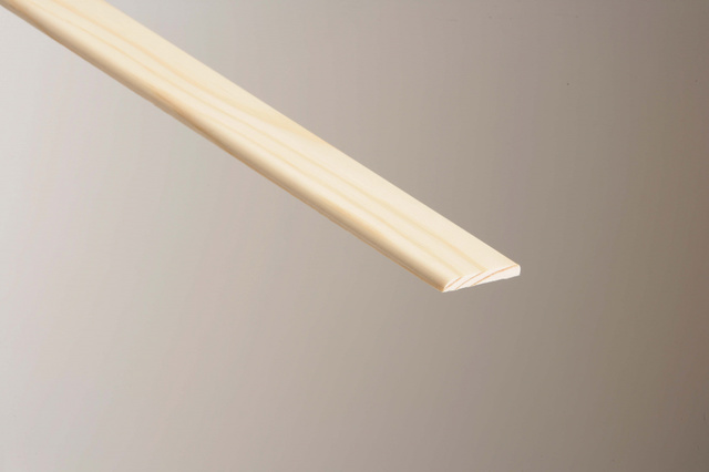 Hardwood Light D Mould 2.4M
