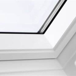 VELUX GGL CK02 2066 White Centre Pivot Window Triple Glaze - 55 x 78cm Thumbnail